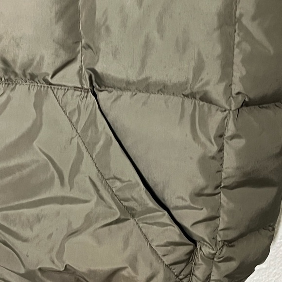 Cabela’s Goose Down Vest Sz Large - Picture 3 of 6